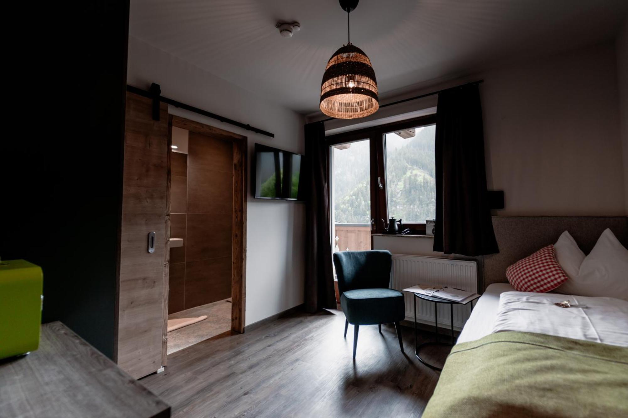 Brandgut - Vor Freude Gluehen Guest house